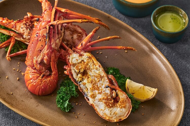 New Danang Restaurant Unveils Unlimited Lobster - TRAVELINDEX